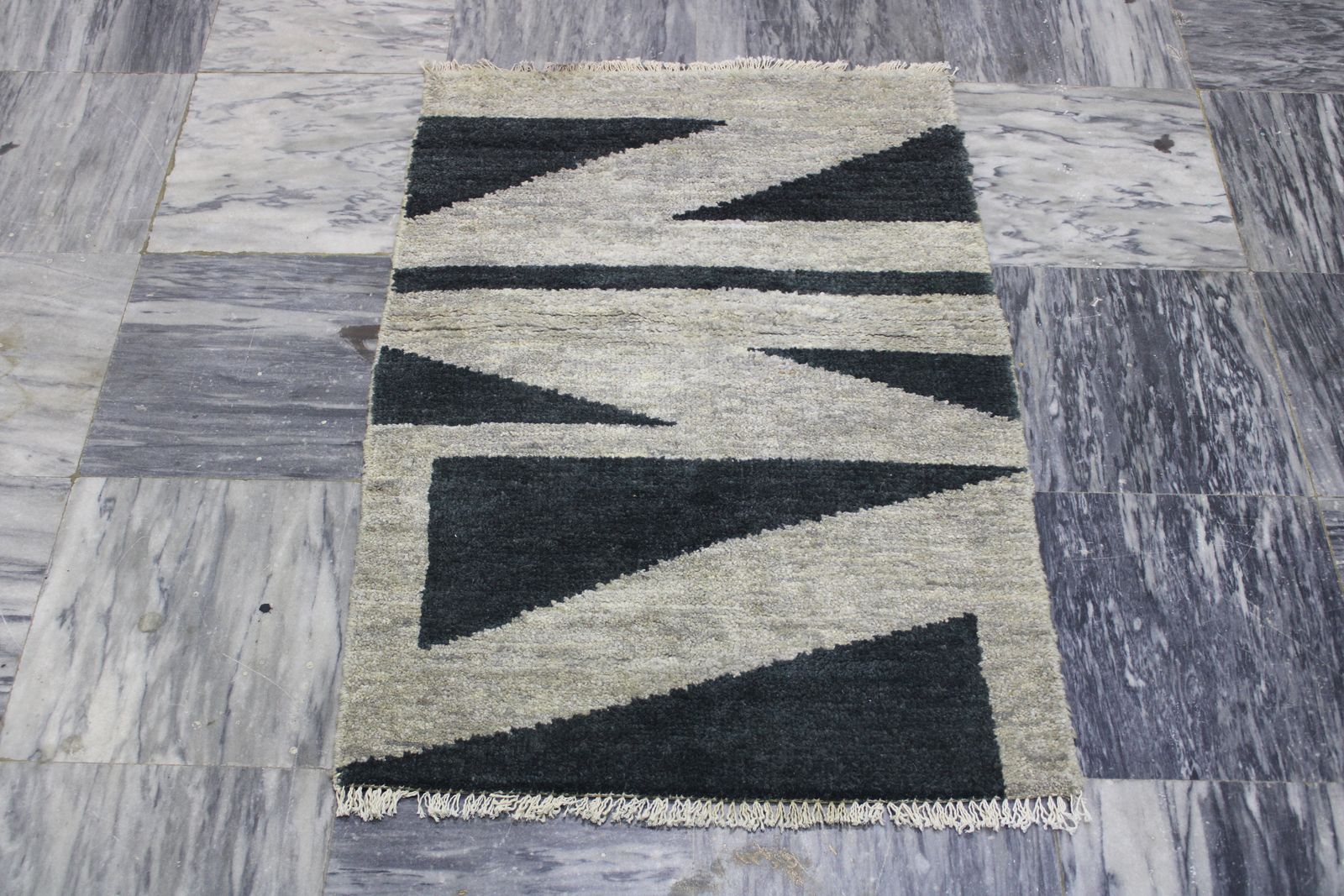 Small Handmade Grey Wool Modern Contemporary Area Rug
