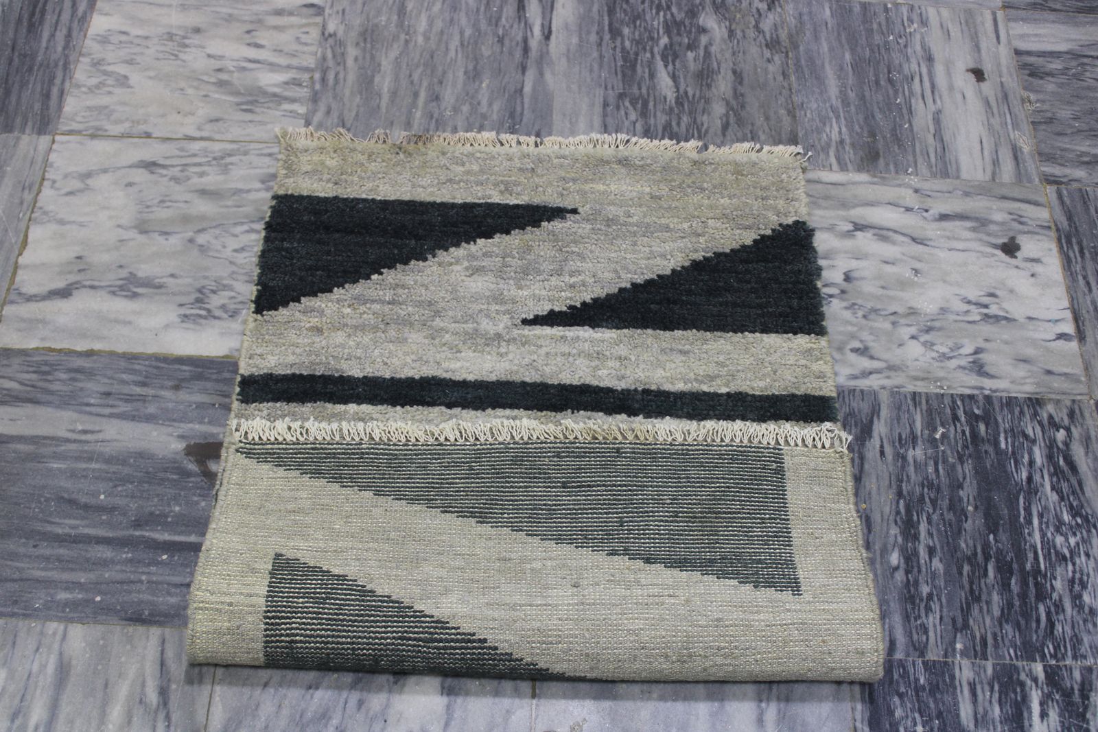 Small Handmade Grey Wool Modern Contemporary Area Rug photo buy