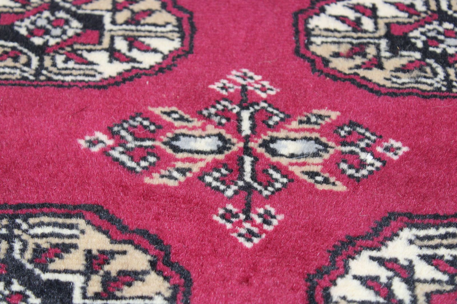 Red Tribal Bokhara Rug – Hand Knotted Geometric Carpet photo 174.0