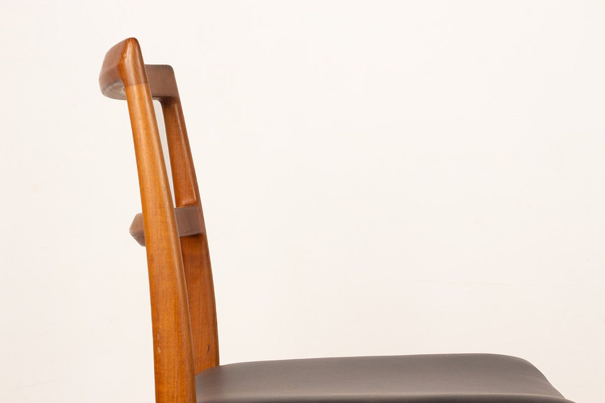 photo furniture Ensemble de 4 chaises danoises en teck et cuir neuf, modèle 430, par Arne Vodder pour Sibast, 1960