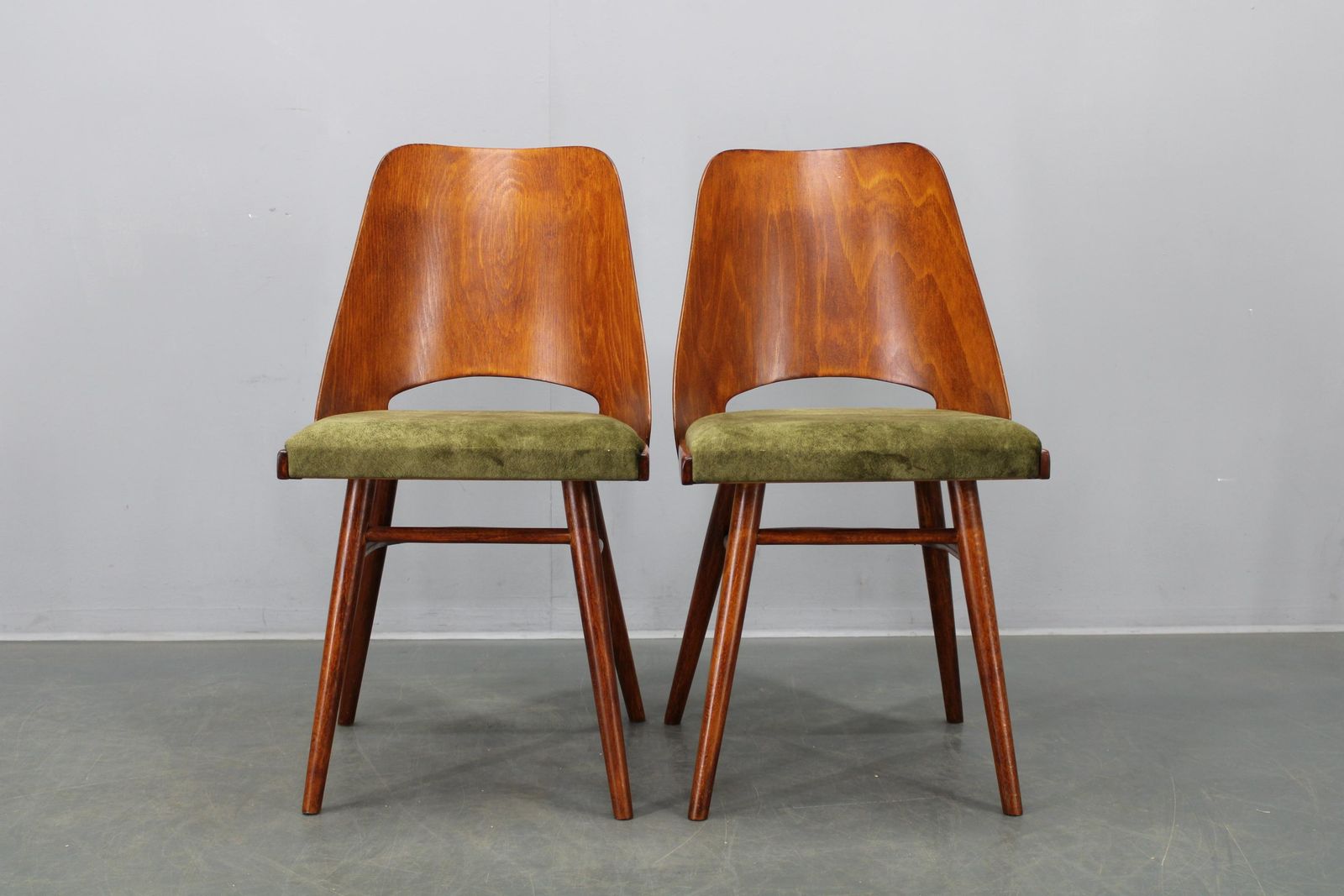 Set Of Four Mid Century Dining Chairs Ton 514 By Osvald Haerdtl, 1960s photo 1294.0