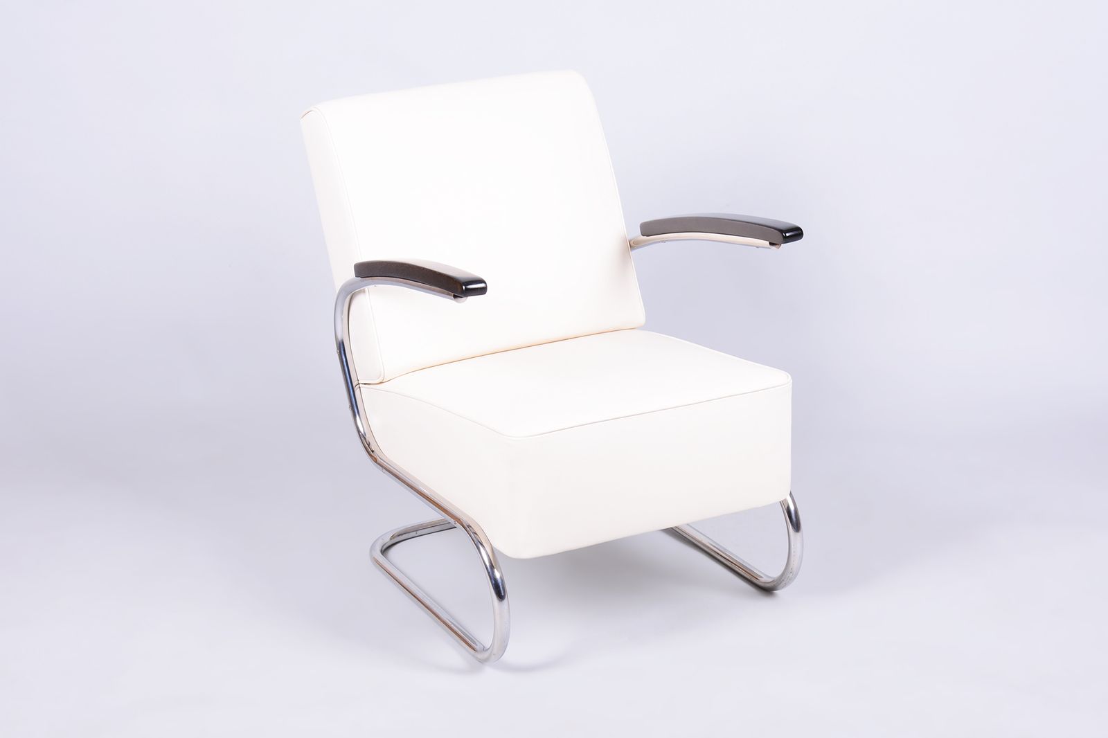 Restored Bauhaus Armchair, By W. Gispen For Mücke Melder, Chrome, Czech, 1930s