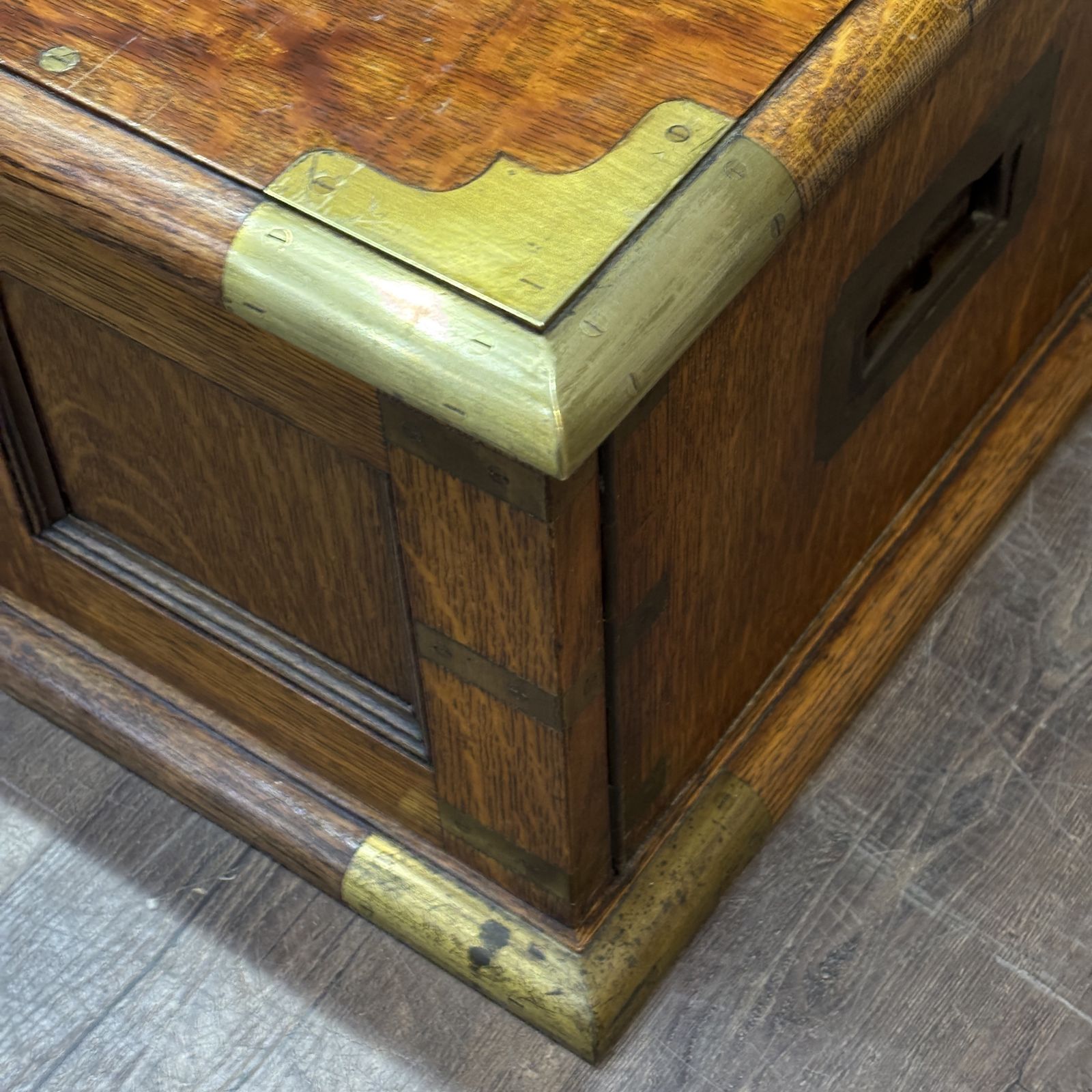 Antique Brass Bound Oak Jeweller’s / Watchmaker’s Cabinet photo vinterior