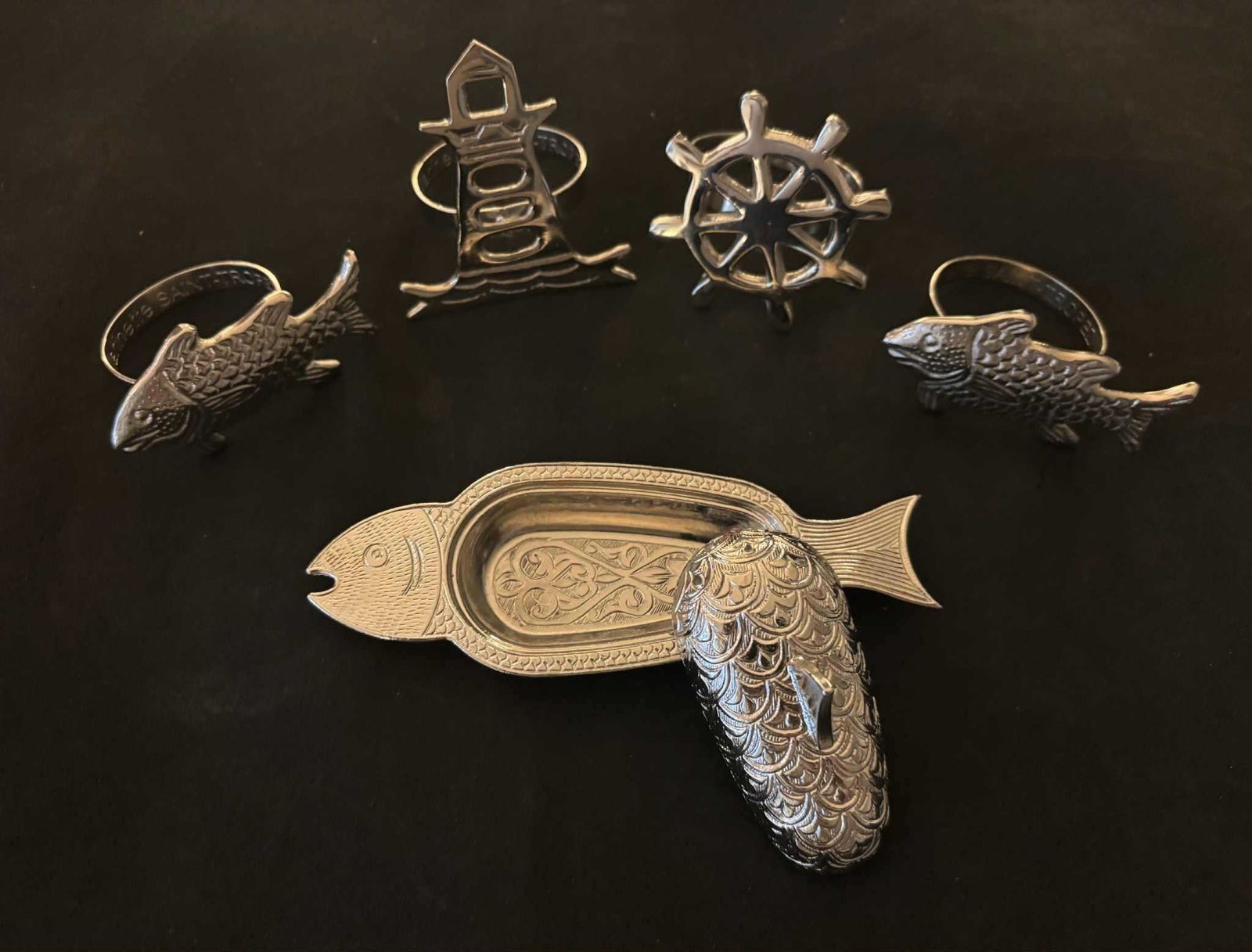 Marine De Saint Tropez Coastal Napkin Rings, Fish Box, Beach Table Decor, Set Of 5 photo furniture
