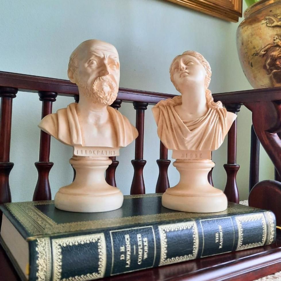 Vintage Resin Busts Of Niobe And Socrates Museum Copies Souvenirs From Greece, Academia Decor Pair