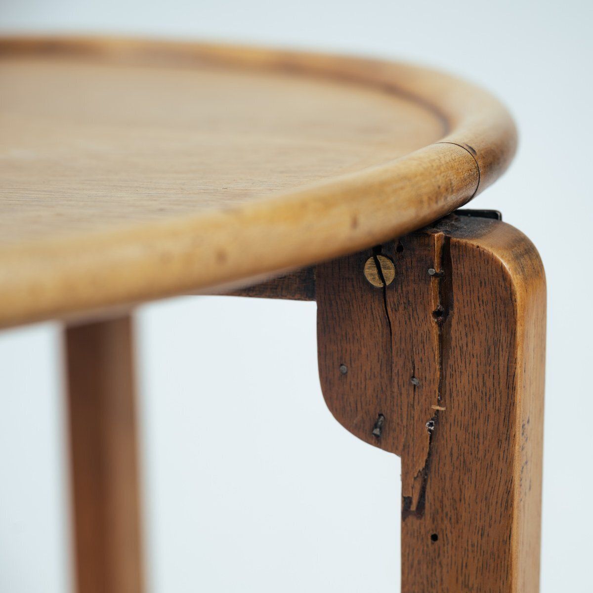 photo vinterior Art Deco Oak Wooden Round Amsterdam School Nesting Tables, The Netherlands, 1920s, Set Of 3