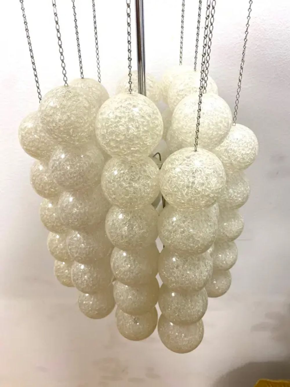 Retro Hanglamp Met Plastic Ballen, Jaren 1960, Tsjecho Slowakije photo vinterior
