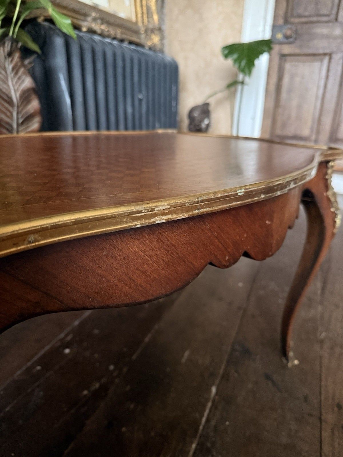 photo vinterior French Antique Kingswood Bronze Gilt Serpentine Occasional Centre Table 1880c