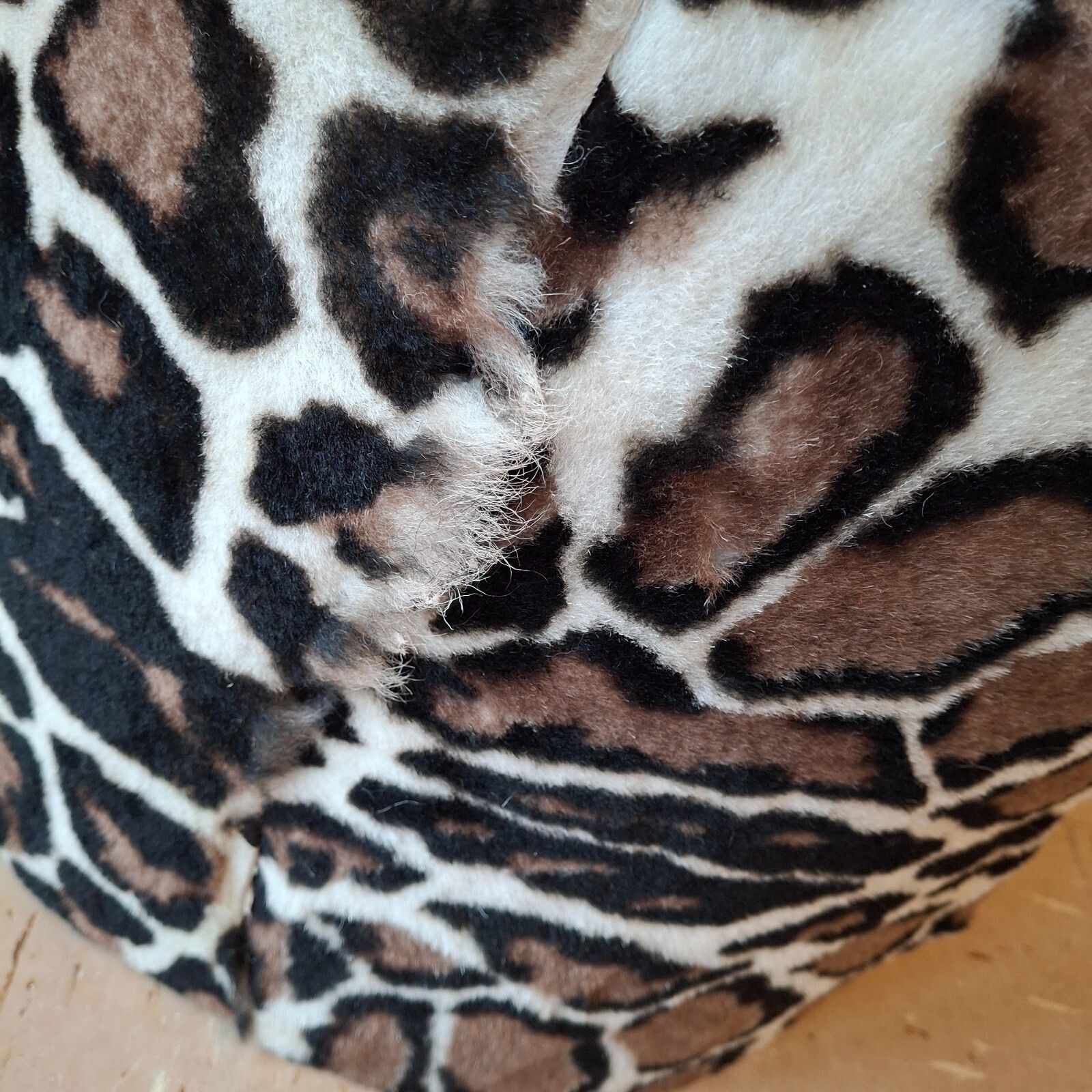 Furniture Fab Vintage Retro Handmade Pouffe Footstool W/ Storage Big Cat Printed Sheepskin photo