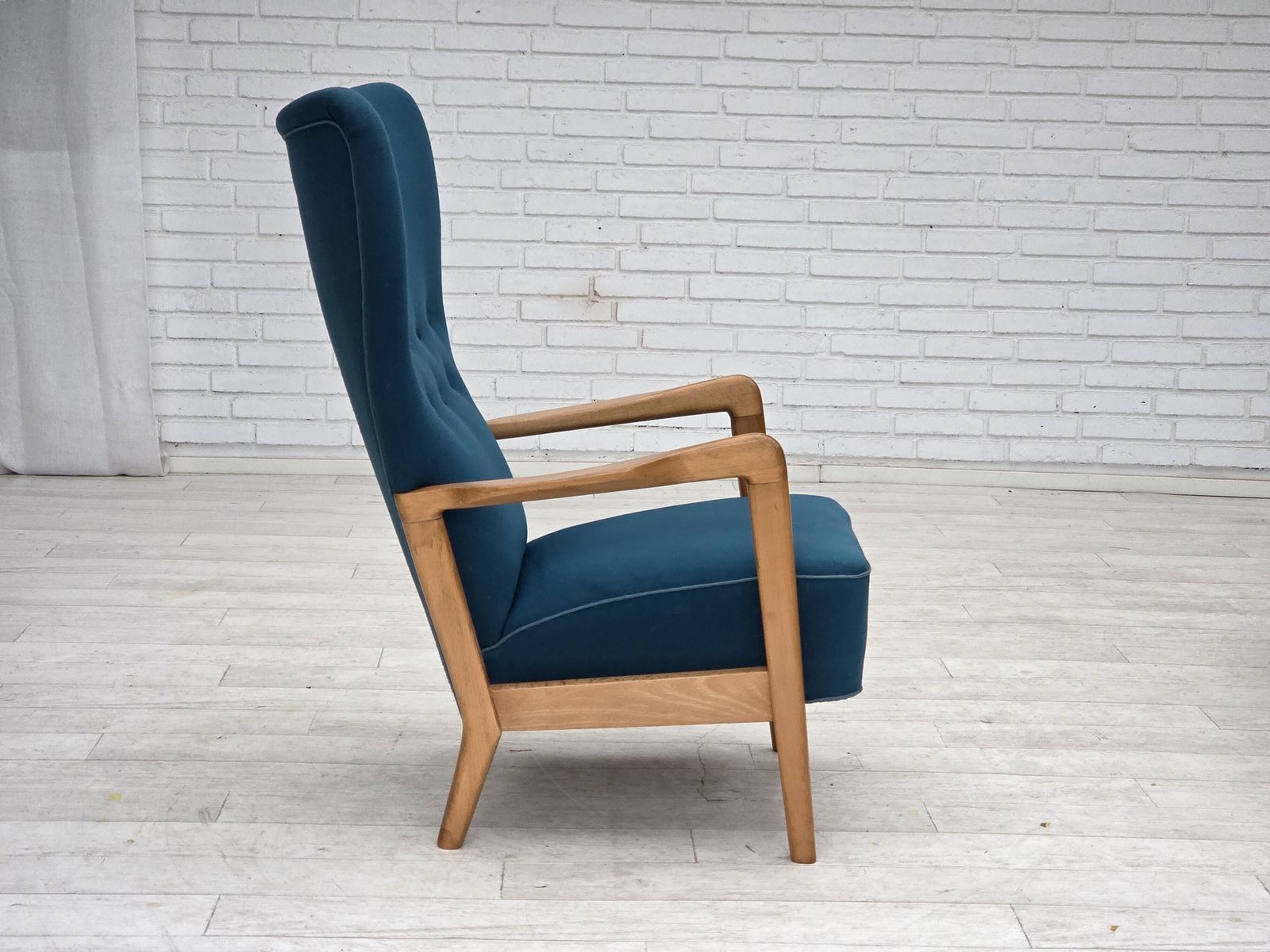 1390.0 Deense Fauteuil Van Fritz Hansen, Ca. Jaren 1970. Meubilairwol, Gelakt Beukenhout. photo