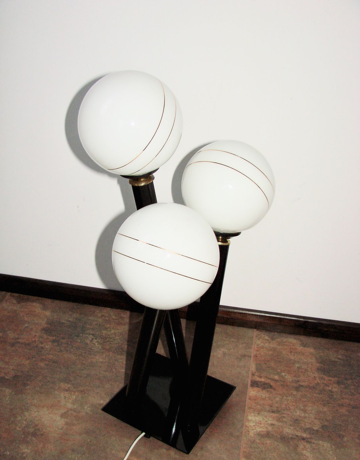 Modern Floor Lamp From The 1980s/1990s – Metal And Glass, 3 Spheres photo vinterior