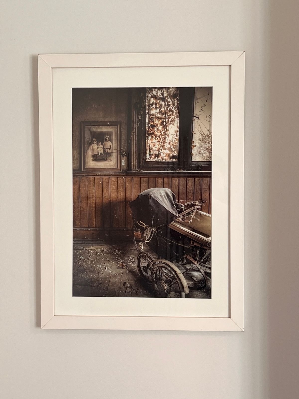 Large Framed Gina Soden Photographic Print – Abandoned Interior photo for sale