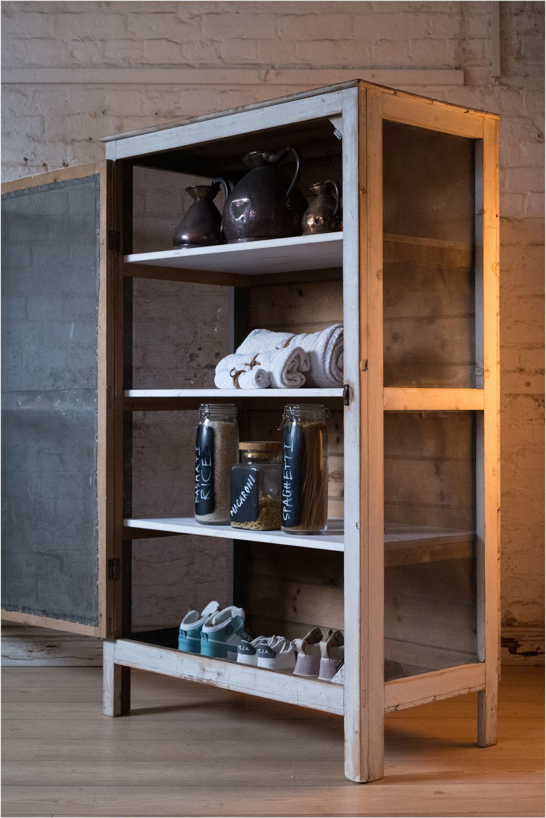 Early 20th Century Pine Shelved Larder Linen Meshed Cupboard (915) photo for sale