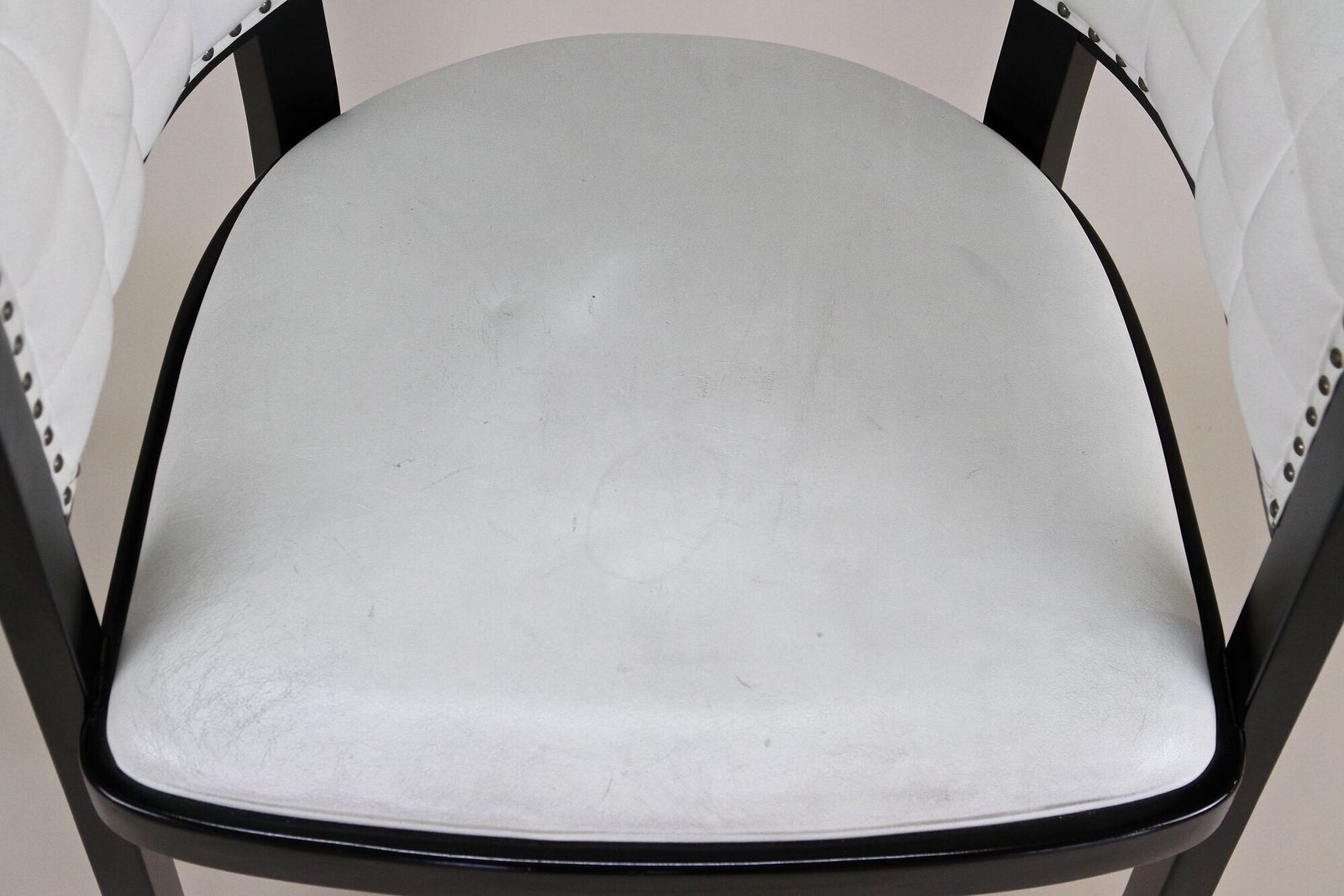 photo vintage 20th Century Thonet Armchair   White Leather, Design By M.Kammerer, At Ca. 1980