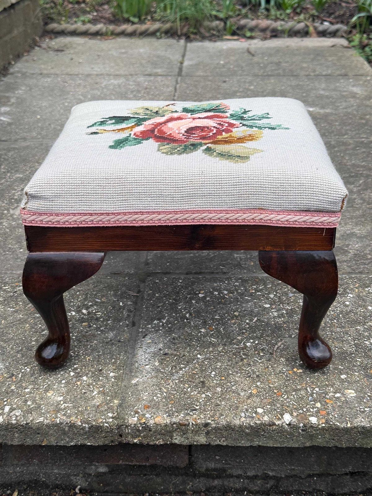 Furniture Vintage Rose Floral Needlepoint Upholstered Footstool With Cabriole Legs, Traditional Style Fireside Stool, C.1970s–1980s photo