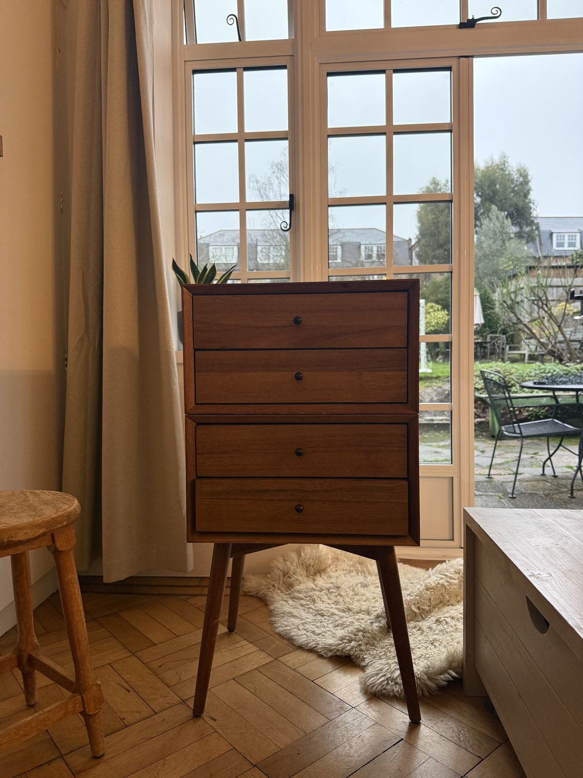Mid Century Solid Wood Chest Of Drawers – Excellent Condition photo vintage