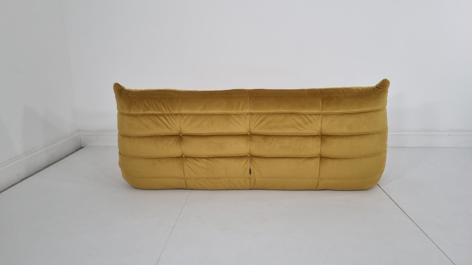 Ligne Roset Togo 3 Seater In Bronze Gold Velvet Excellent Condition photo buy