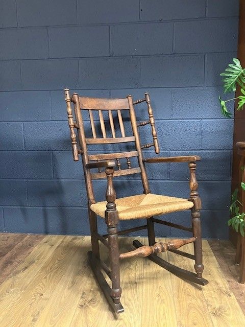 Antique Elmwood Lancashire Wool Winding Chair W. Rush Seat