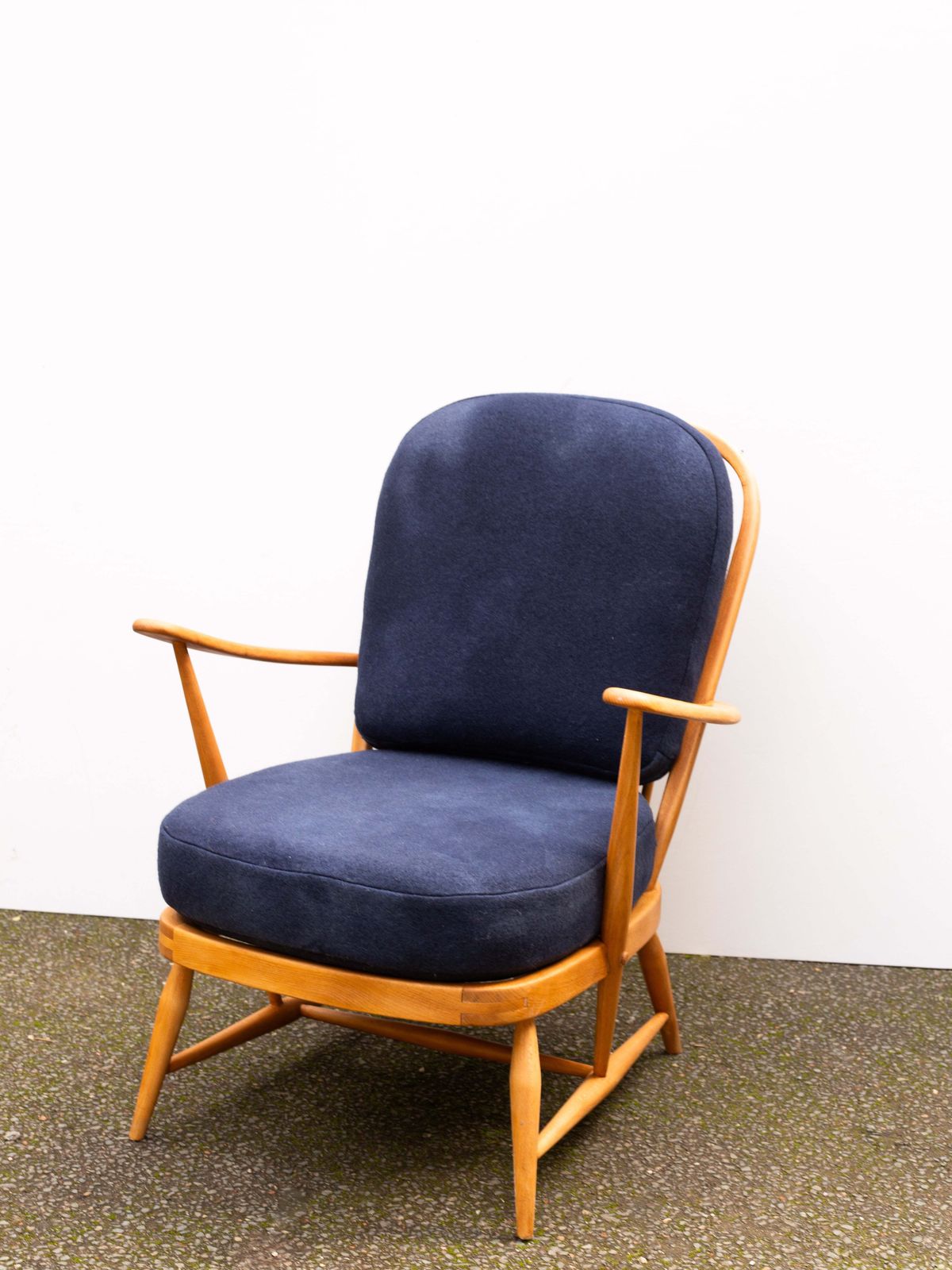 Vintage Ercol Windsor 335 Armchair Fully Restored Choice Of Colours photo for sale