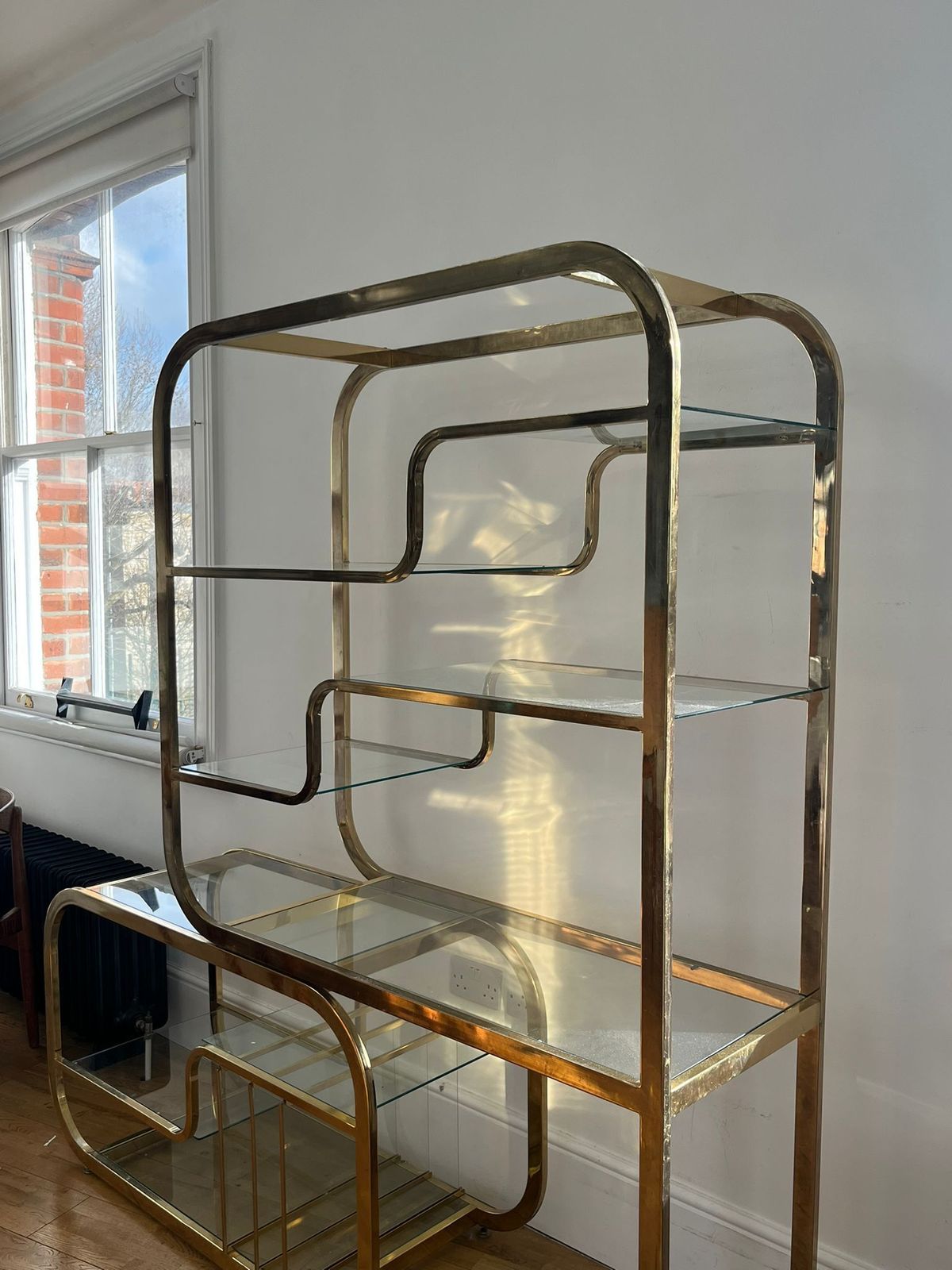 Mid Century Modern Curvilinear Polished Brass & Glass Etagere By Milo Baughman photo 2200.0