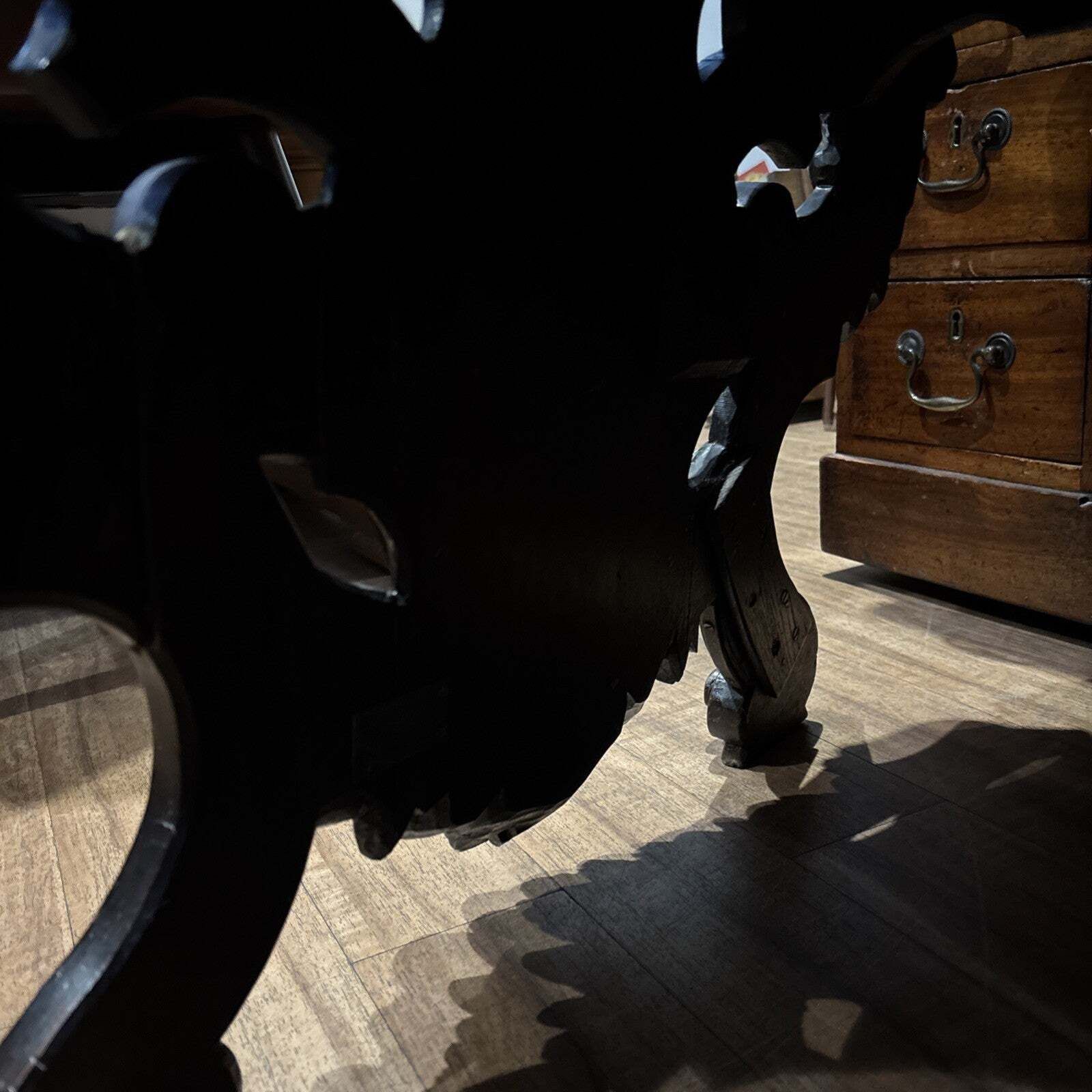 709.0 Victorian Italian Carved Walnut Low Lamp / Side Table. Superb Quality. photo