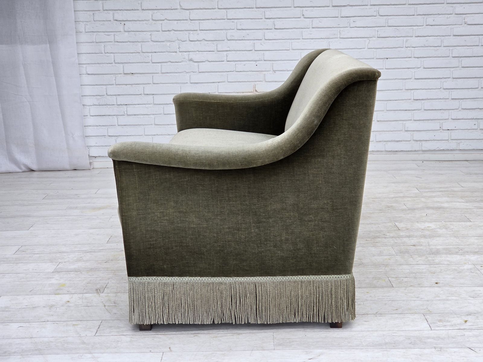 photo buy 1970s, Danish 3 Seater Sofa, Green Furniture Velour, Beech Wood.