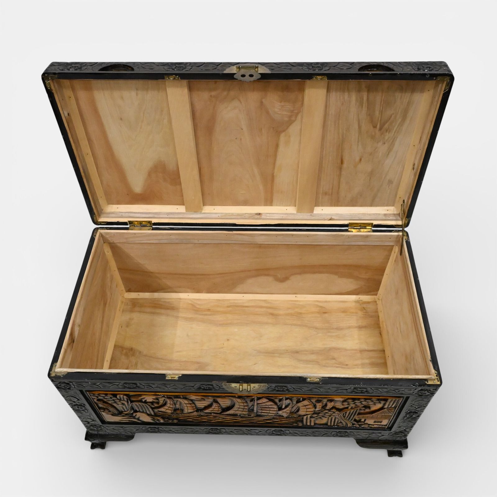 627.0 Chinese Carved Chest Camphor Wood Fine Carvings H60cm X W104cm X D56cm photo