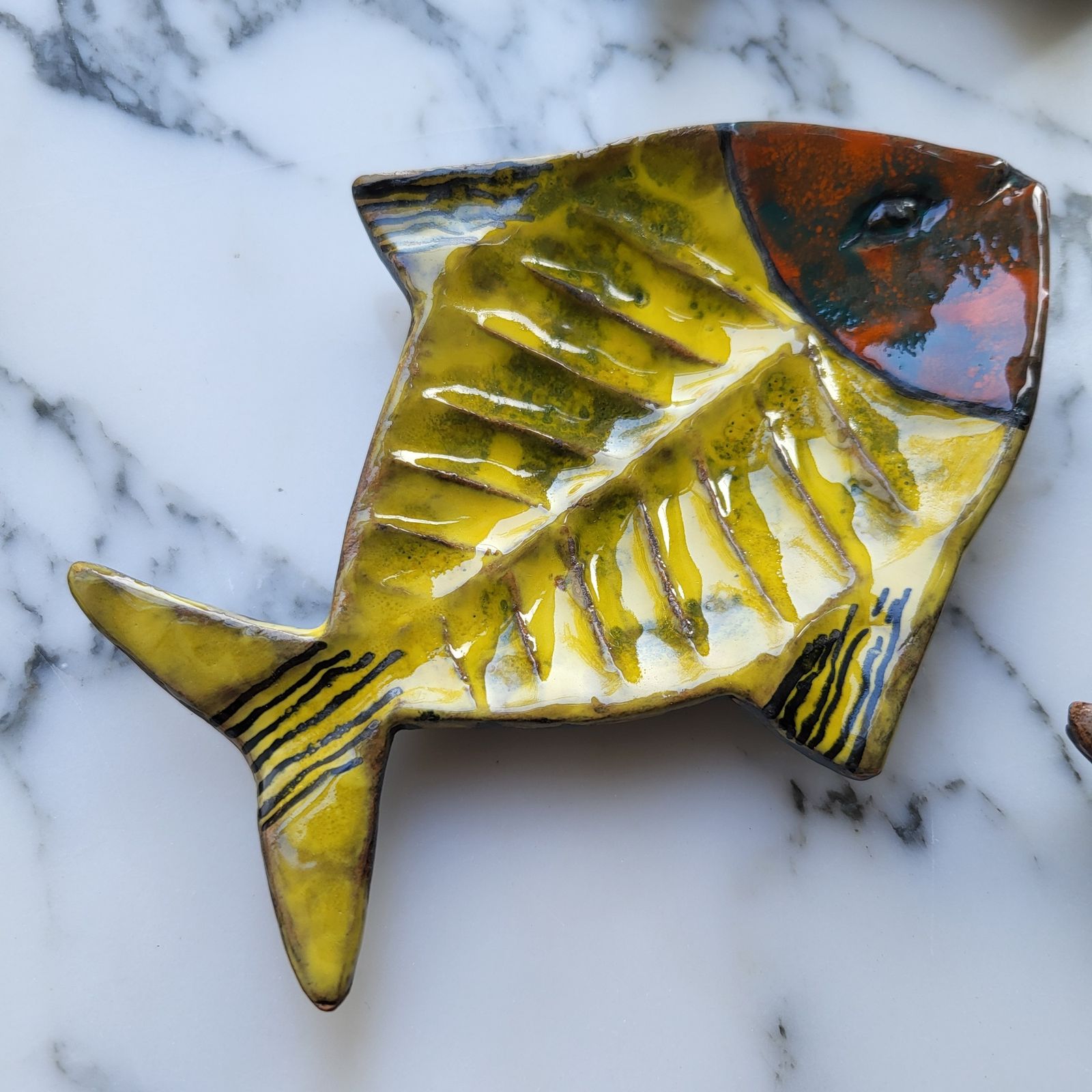 photo furniture Trio Of Hand Painted Mid Century Ceramic Fish Dishes, San Marino, 1960s