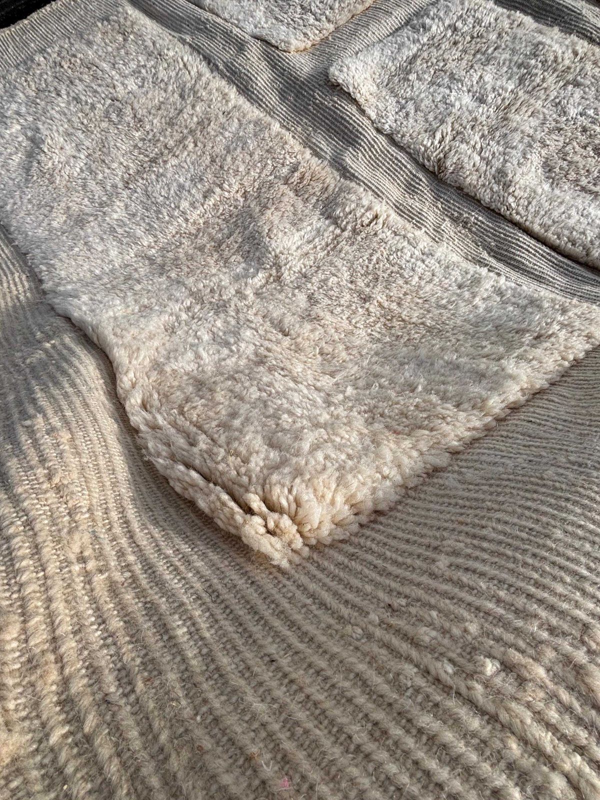 Moroccan Mrirt Wool Rug 200x300 Cm – Handmade Ivory Berber Rug – Minimalist Moroccan Area Rug – Luxury Thick Wool Carpet photo buy