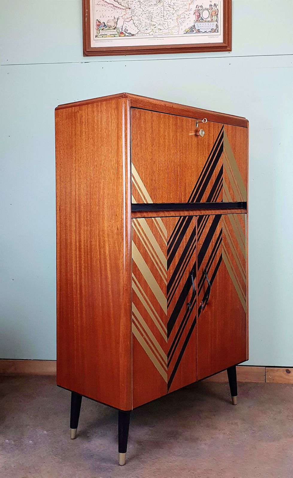 Mid Century Modern Drinks Cabinet With Black & Gold Geometric Design photo 1555.0