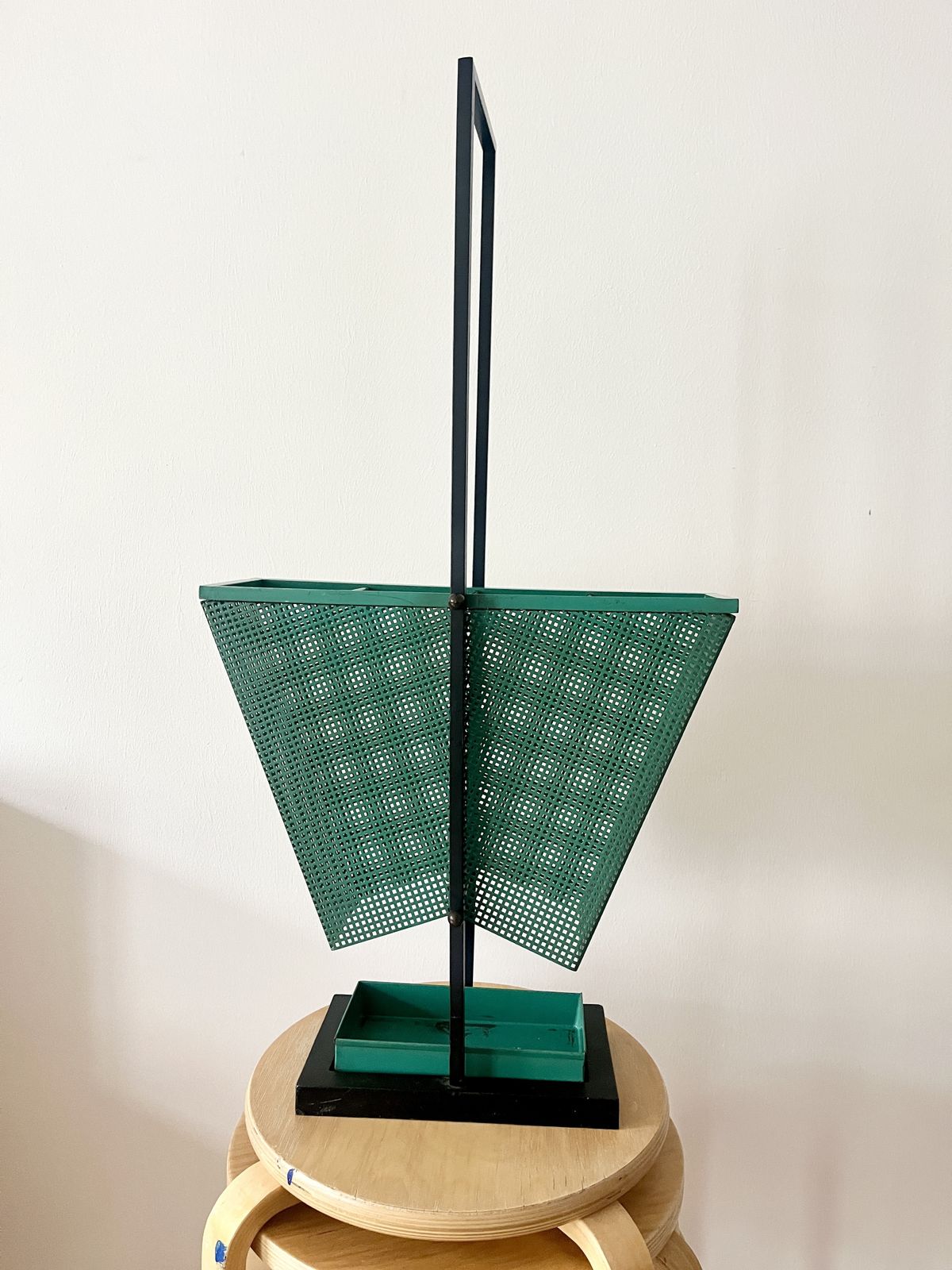 Vintage Green And Black Metal Umbrella Stand, Rockabilly Style, 1950s