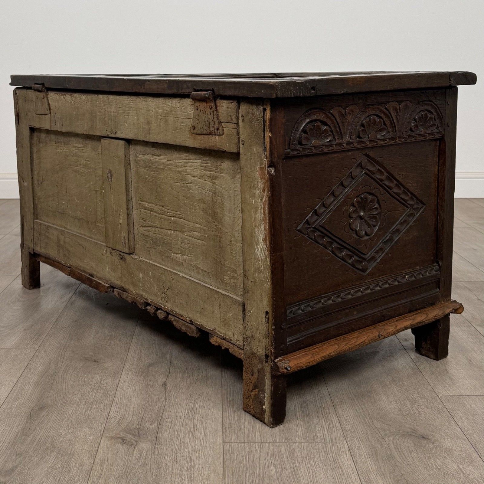 Antique 18th Century Fine Quality Coffer / Blanket Box In Oak photo vinterior