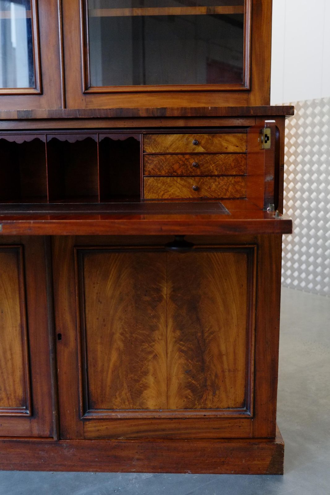 English Antique Georgian Glazed Library Bookcase   Secretaire photo vinterior