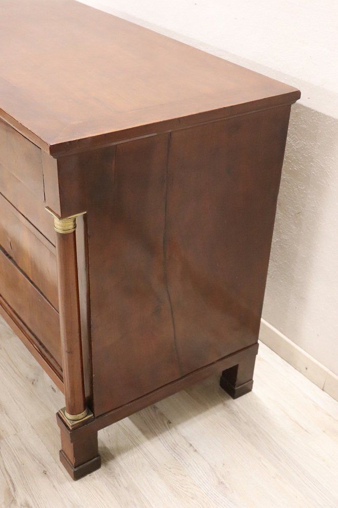 3302.0 Antique Early 19th Century Walnut Chest Of Drawers photo