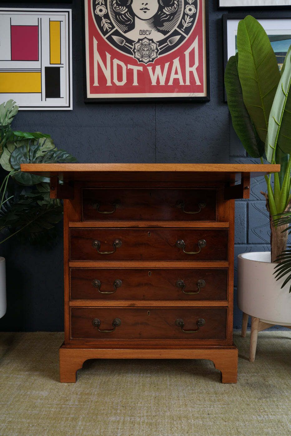 Antique Yew Wood Bureau — Georgian Style Elegance photo vinterior