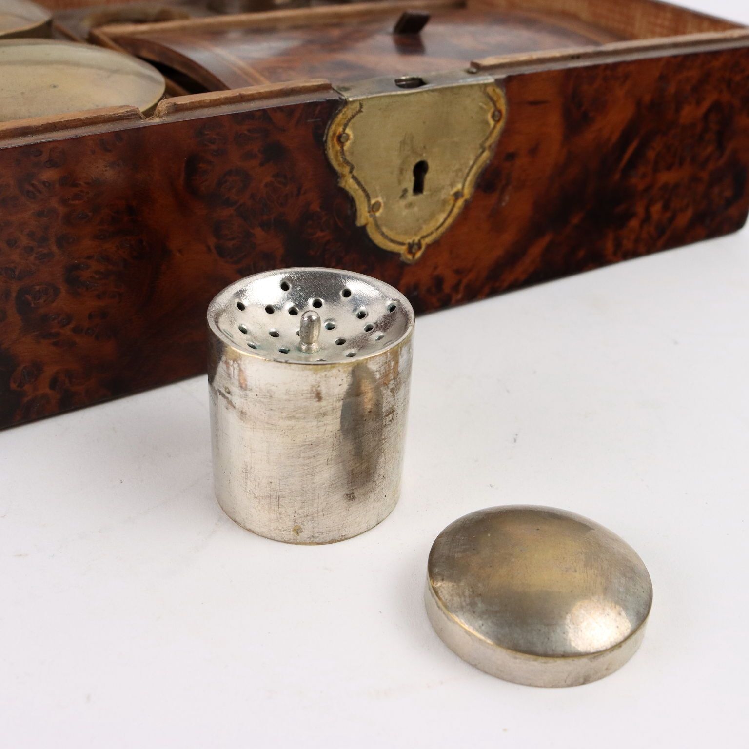 photo for sale Antique Box Burl Veneered Wood Italy XIX Century