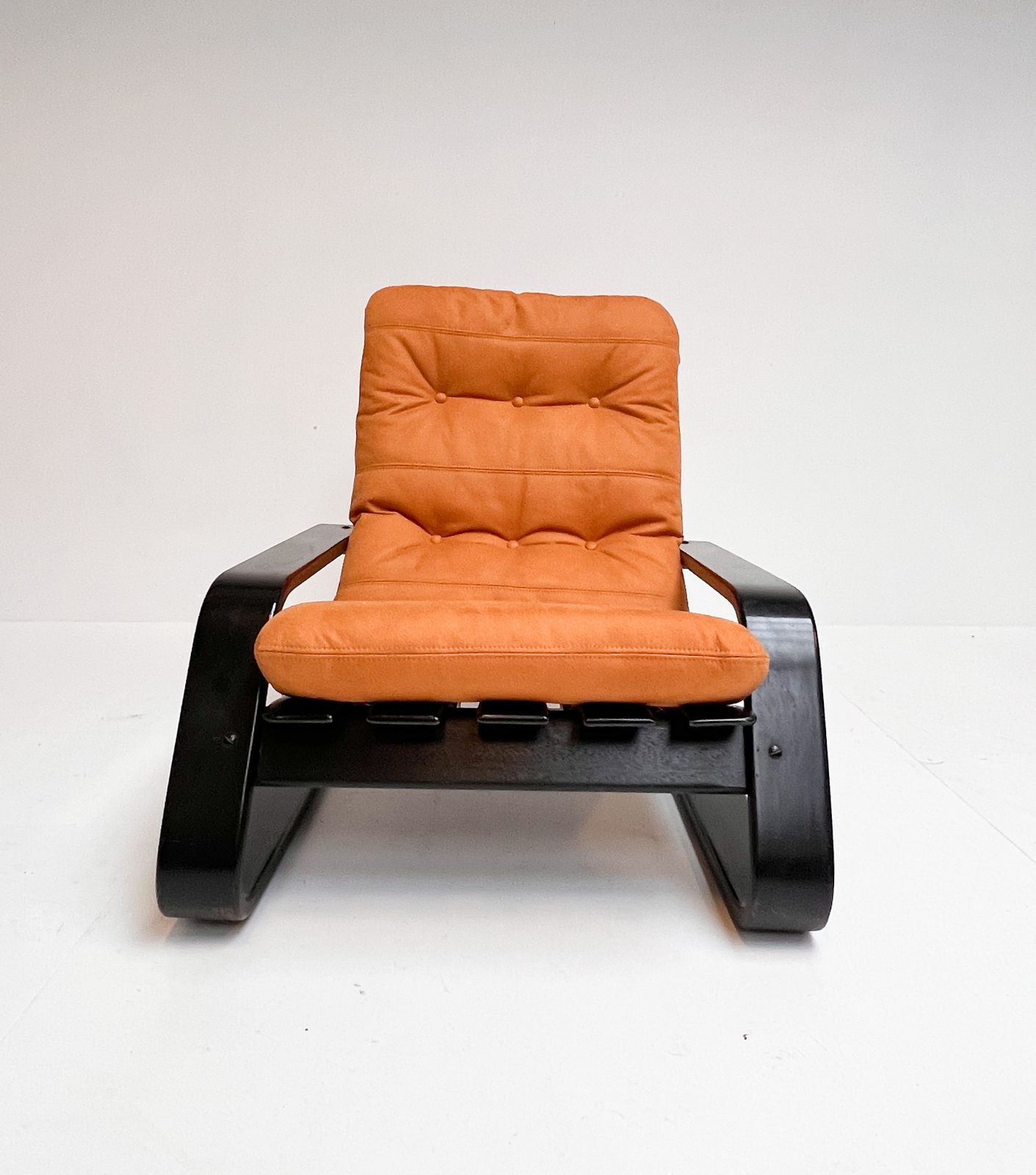 photo vintage Reupholstered Cognac Coloured Lounge Chair, 1960s