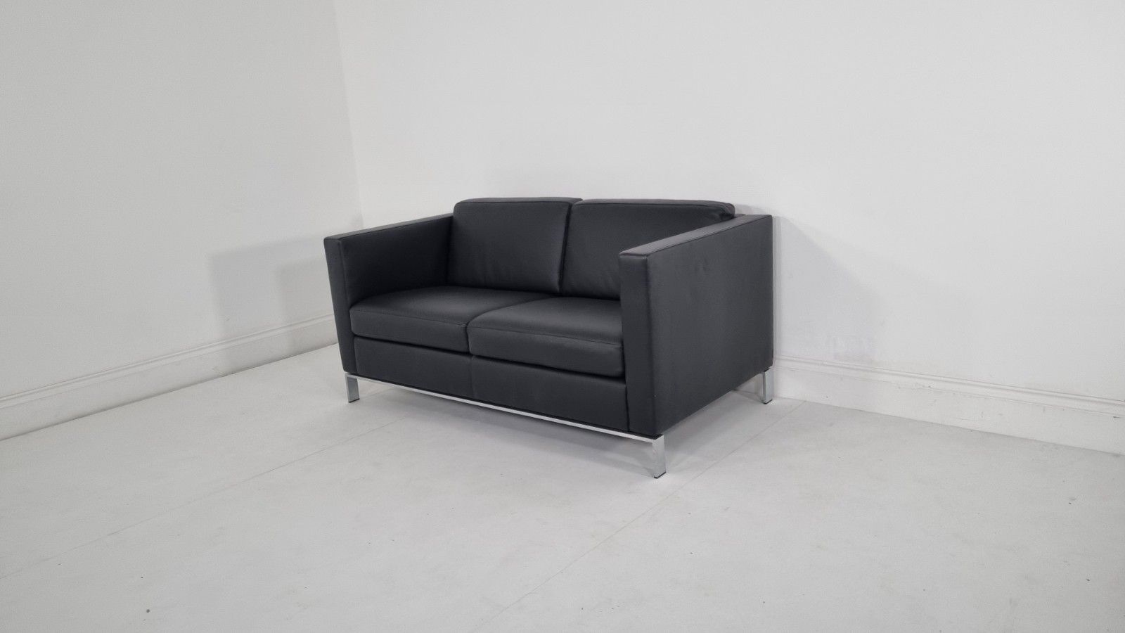 Walter Knoll Foster 500.2 Black Leather Sofa In Immaculate Condition photo vinterior
