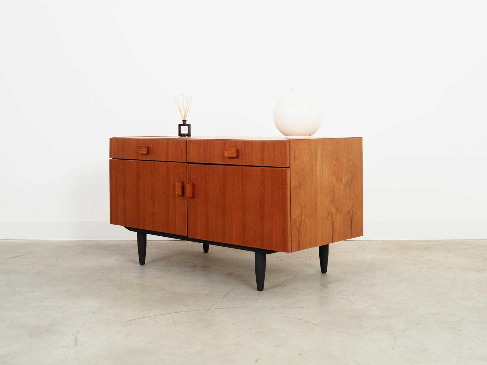 Teak Cabinet, Danish Design, 1970s, Manufacturer: Denka photo Furniture