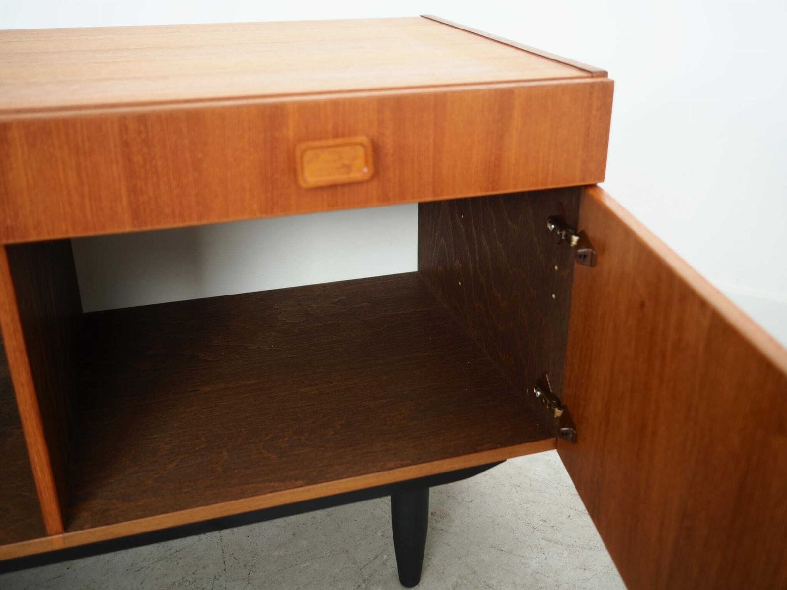 679.0 Teak Cabinet, Danish Design, 1970s, Manufacturer: Denka photo