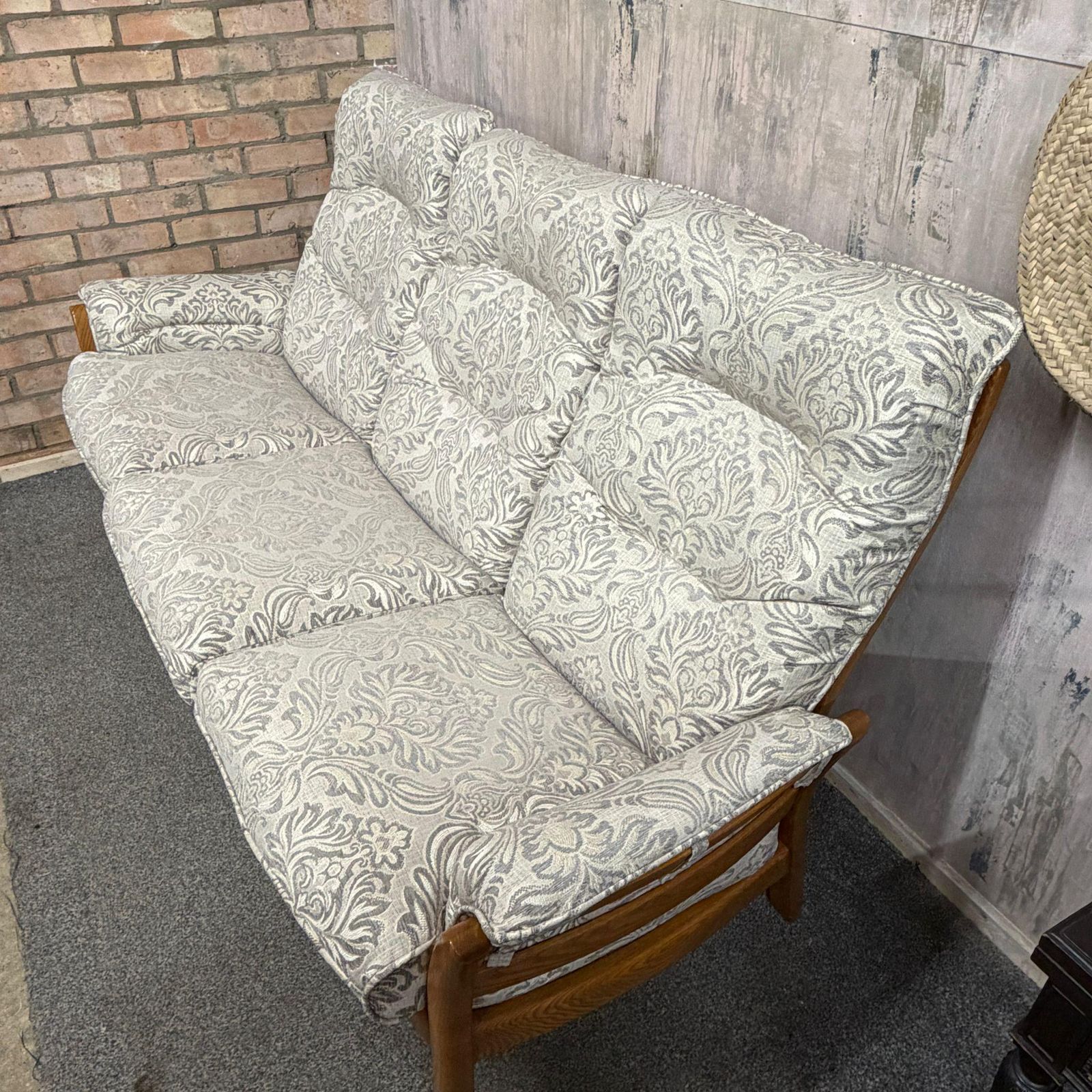 Ercol Saville 3 Seater Sofa Solid Wood Frame Upholstered Recovered Cushions photo furniture