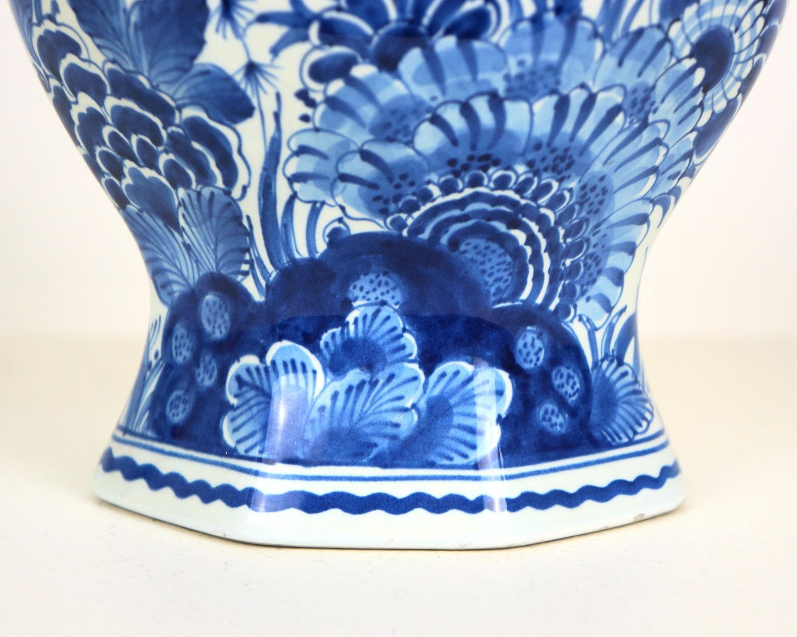 An Early 20th Century Blue And White Delft Pottery Garlic Neck Vase photo Home Decor