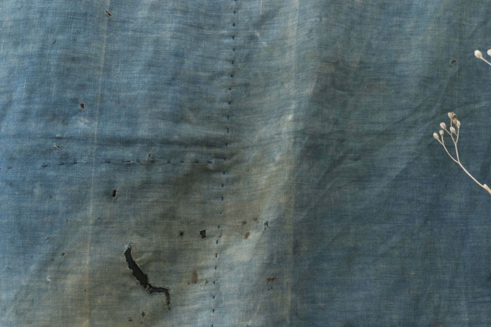 photo buy Early 20th Century Japanese Indigo Dyed Cotton Furoshiki Boro