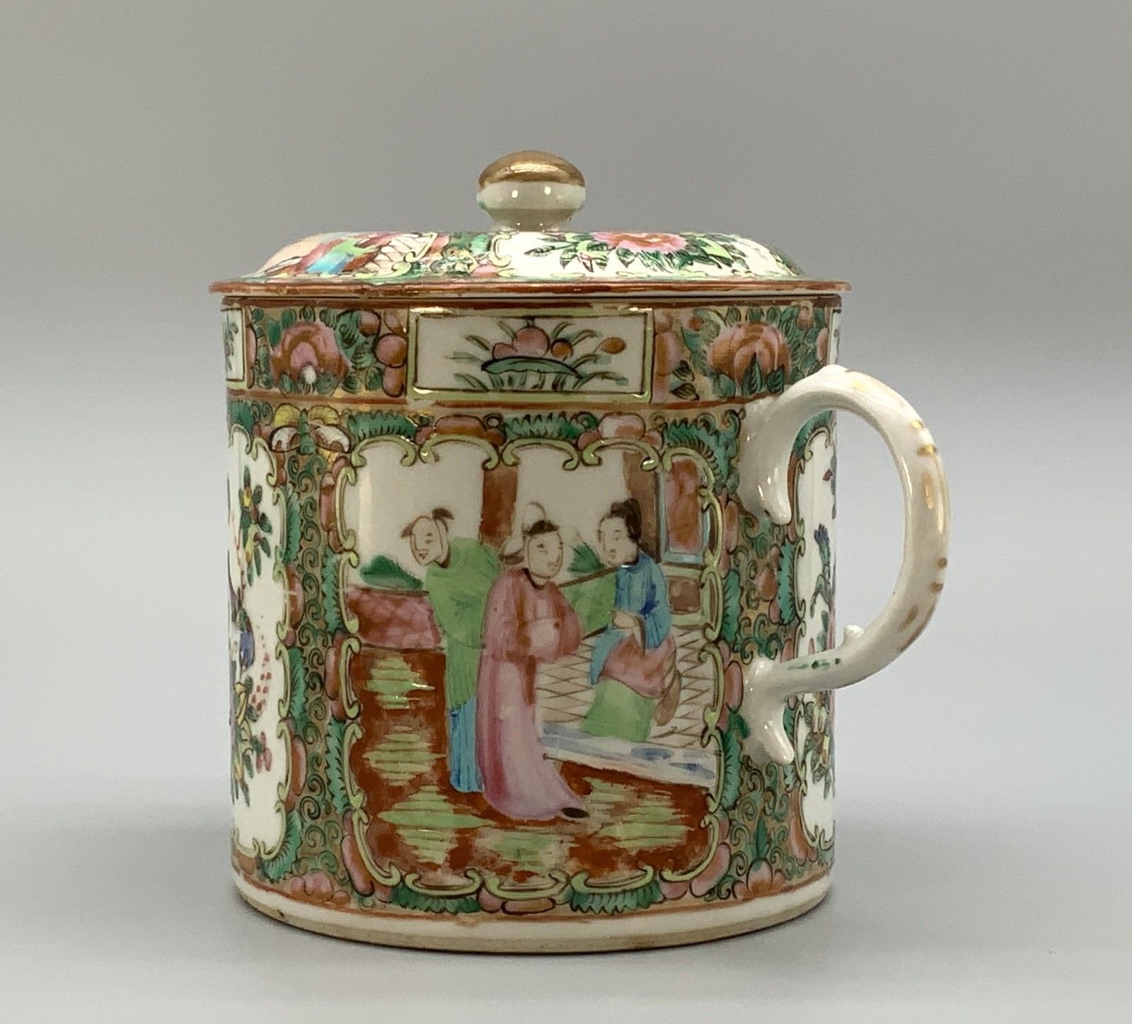 Large 19thc Chinese Export Famille Rose Porcelain Barrel Form Coffee Pot & Cover photo for sale