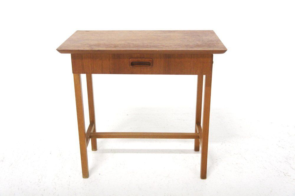 Table de chevet en teck, Suède, années 1950 photo for sale