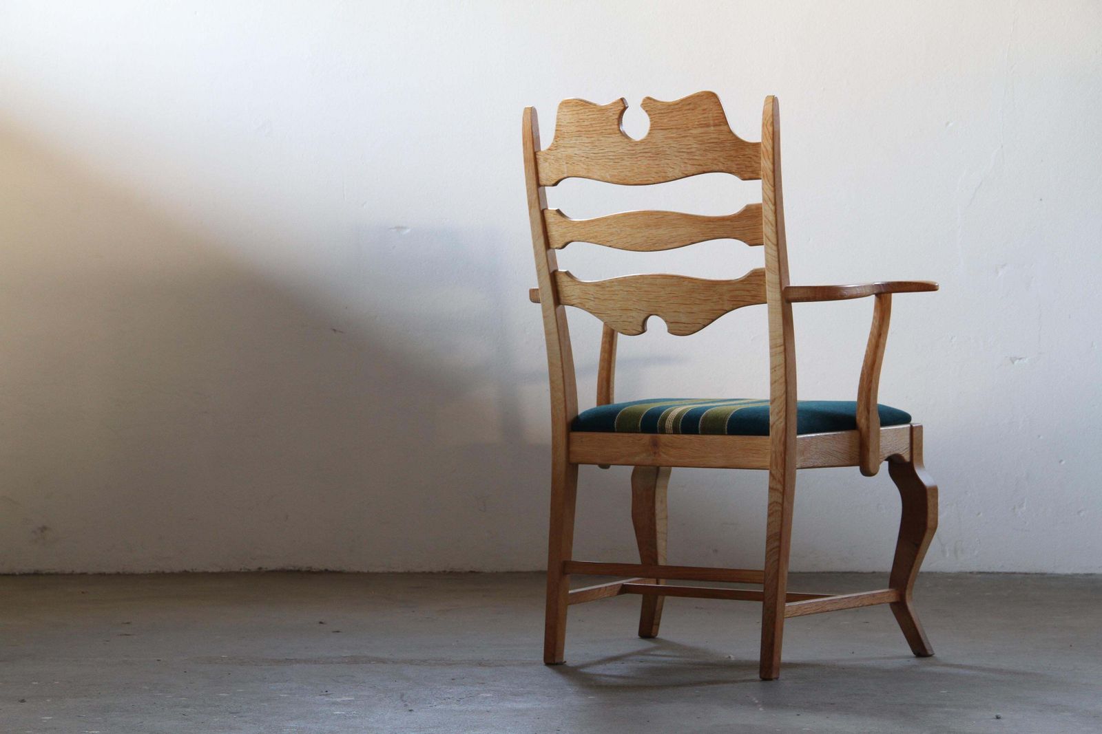Furniture Pair Of Vintage Brutalist Oak Razorblade Armchairs By Henning Kjærnulf, 1960s photo