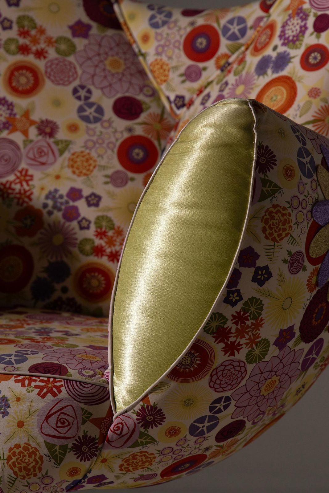 Rare Italian Armchair By Ken Scott From The Space Age Period, Designer Fabric photo vintage