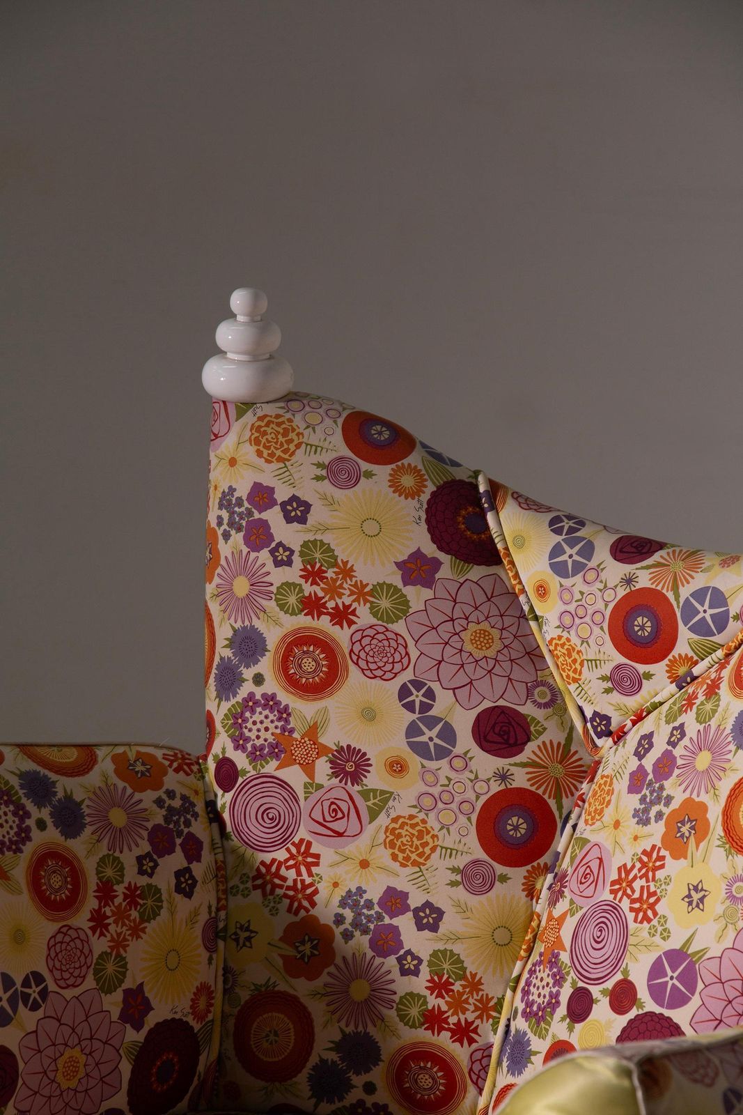 8472.0 Rare Italian Armchair By Ken Scott From The Space Age Period, Designer Fabric photo