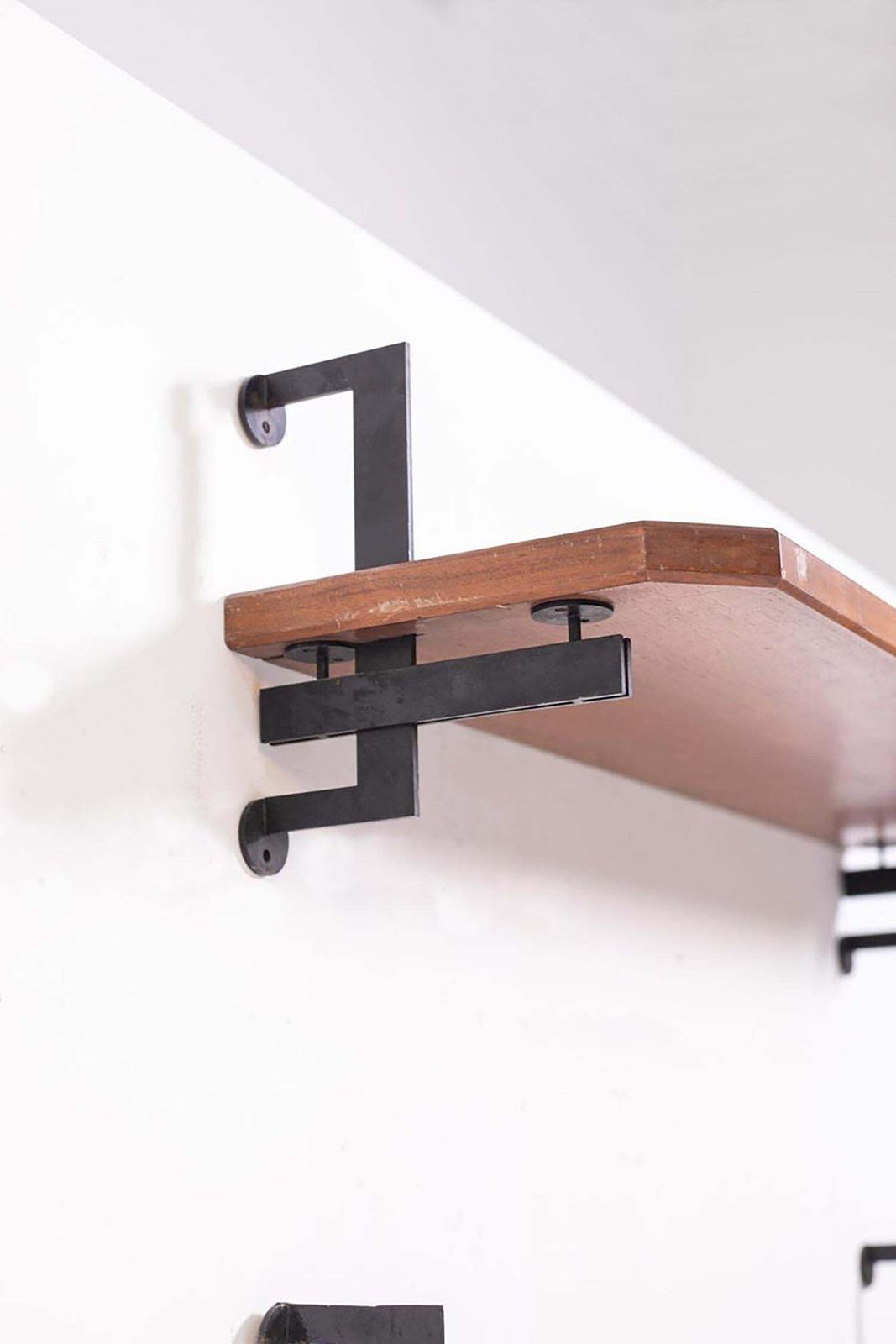 Modular Italian Bookcase Made Of Shelves And Brackets By Studio Bbpr Attr. photo 5315.0