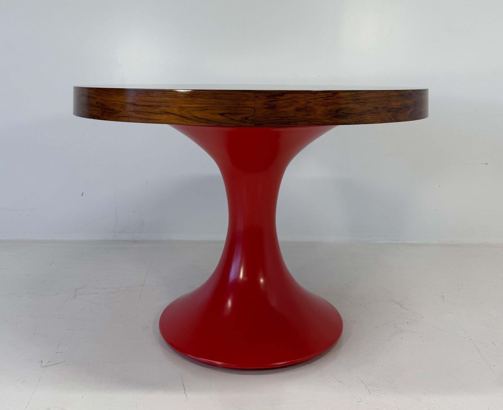 Italian Art Deco Round Table In Ziricote Wood With Red Lacquered Base, 1950s photo furniture